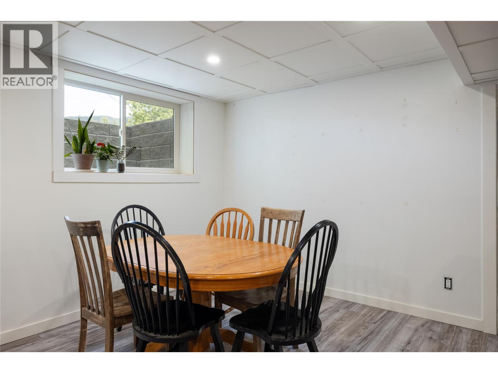 3467 Lockhart Crescent - 48