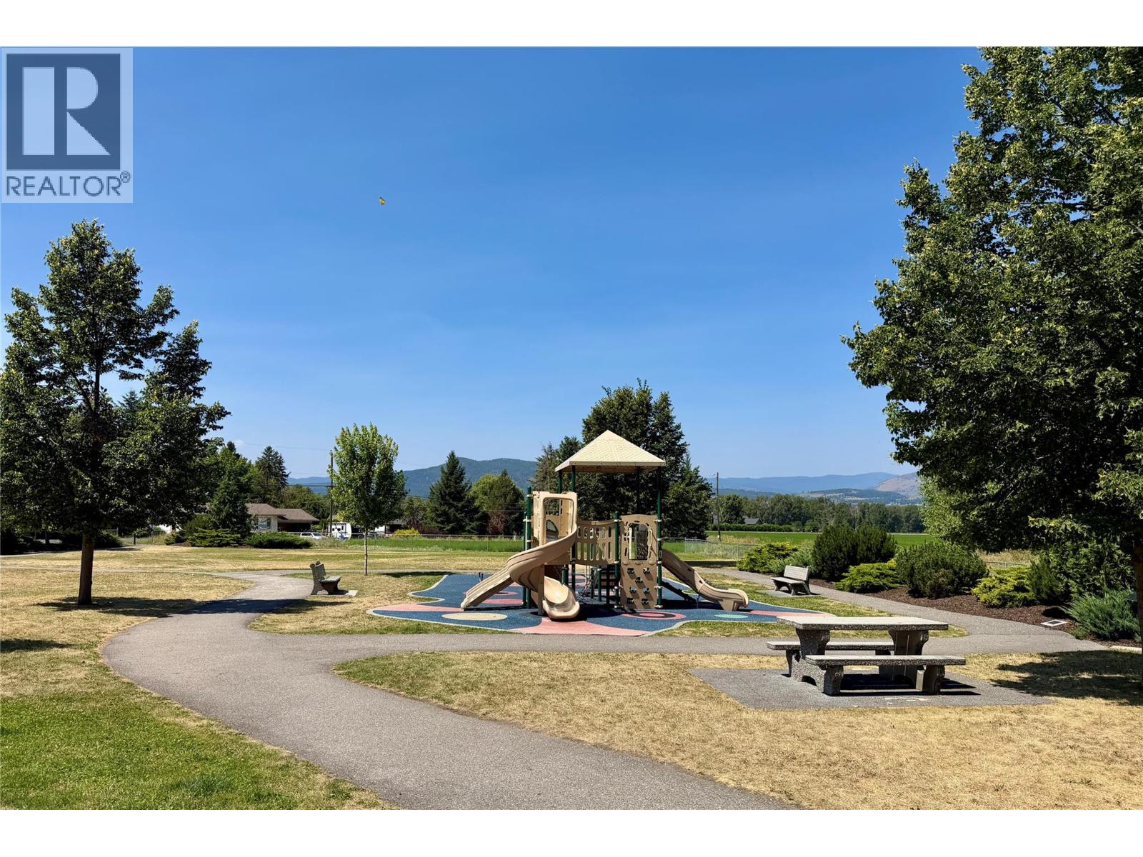 3467 Lockhart Crescent - 72