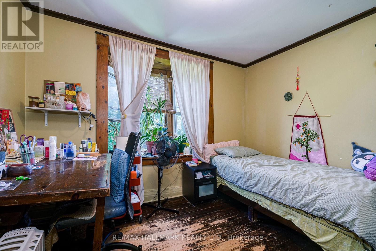 204 YARMOUTH ROAD - 10