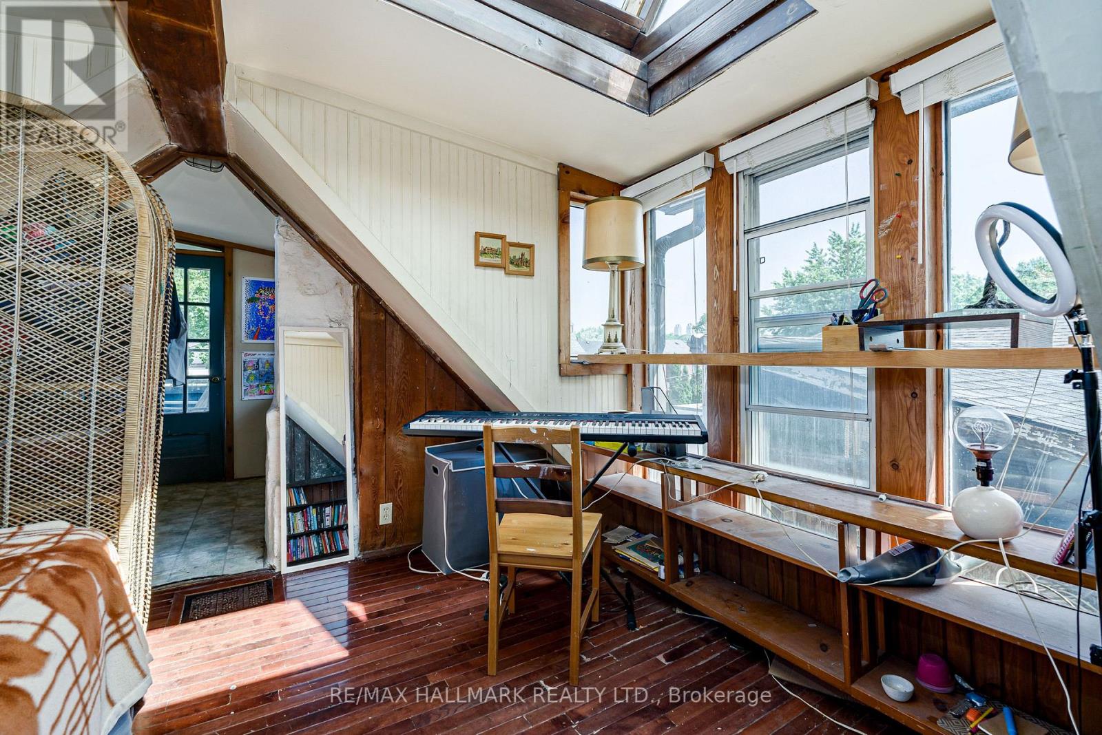 204 YARMOUTH ROAD - 12