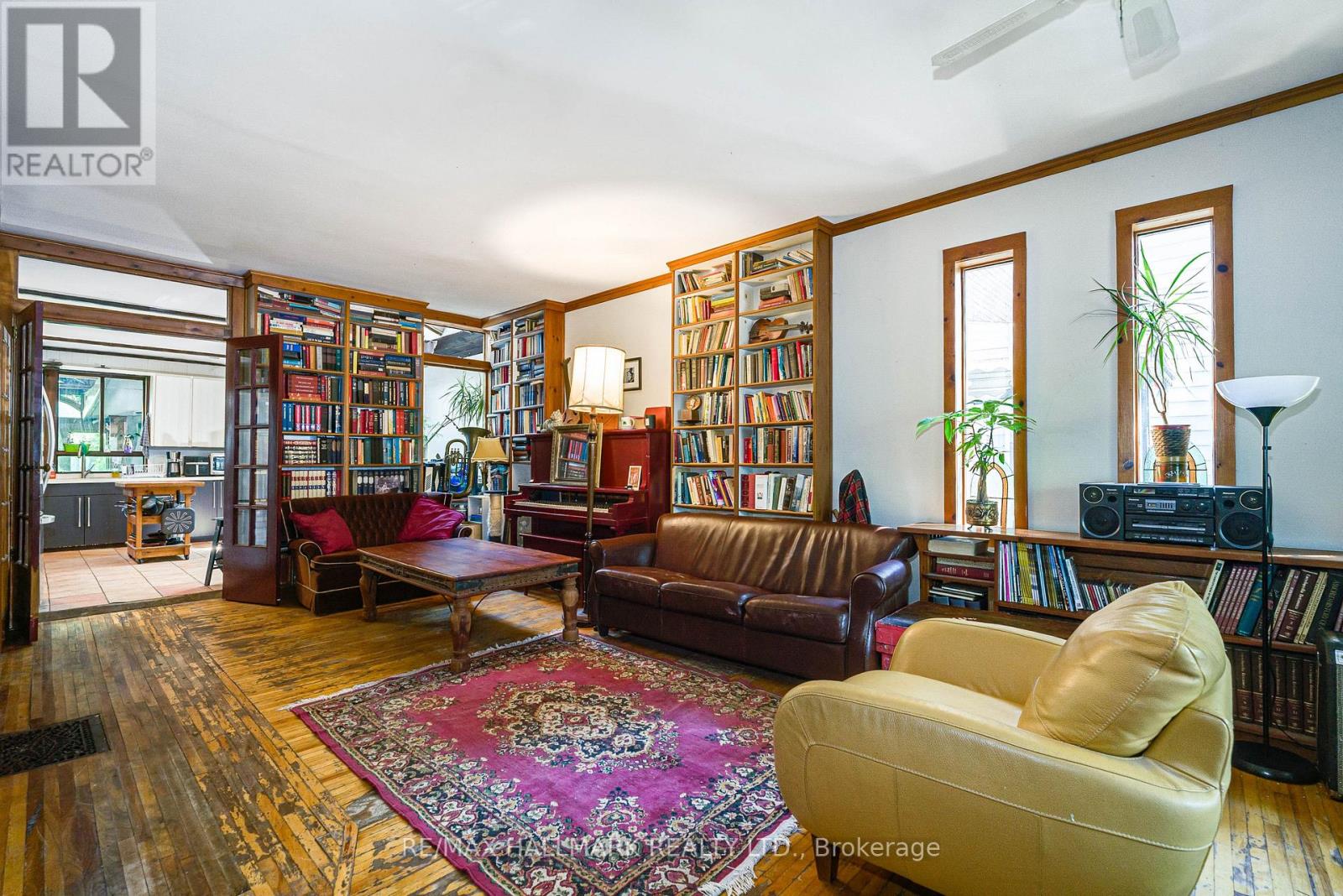 204 YARMOUTH ROAD - 2