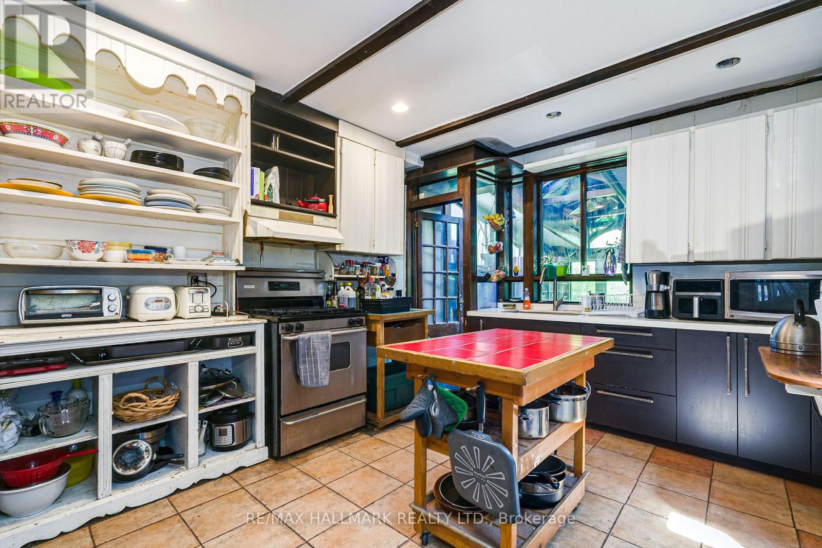 204 YARMOUTH ROAD - 4