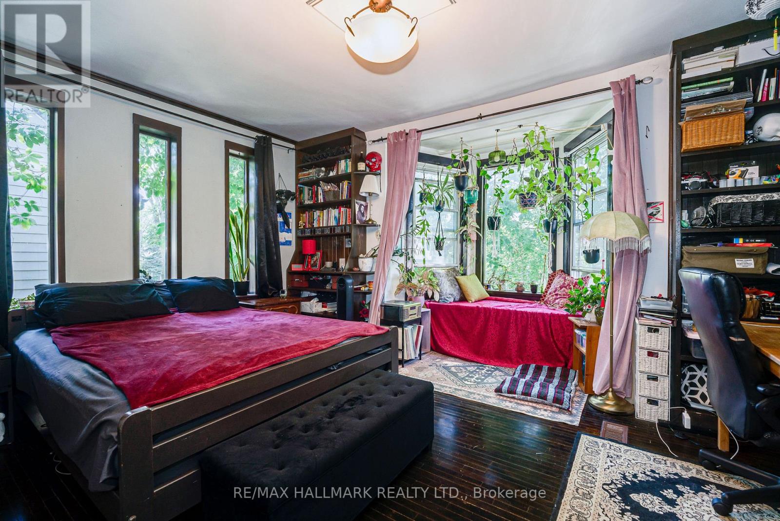 204 YARMOUTH ROAD - 7