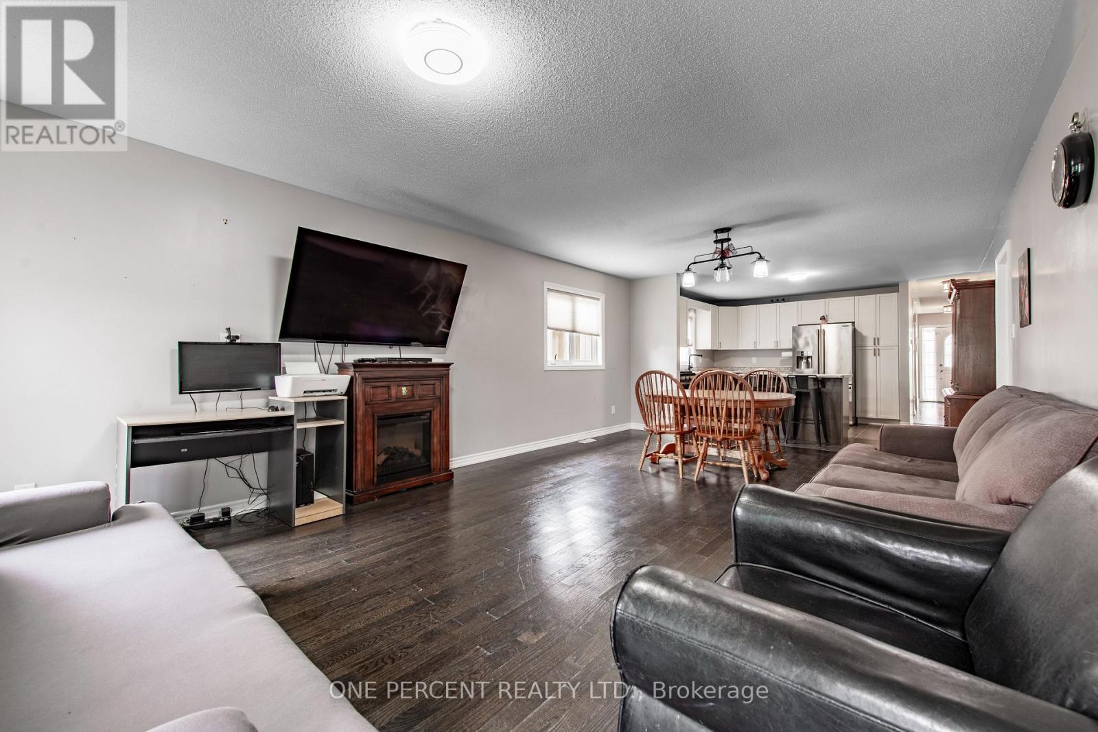 360 ARMSTRONG STREET W - 10