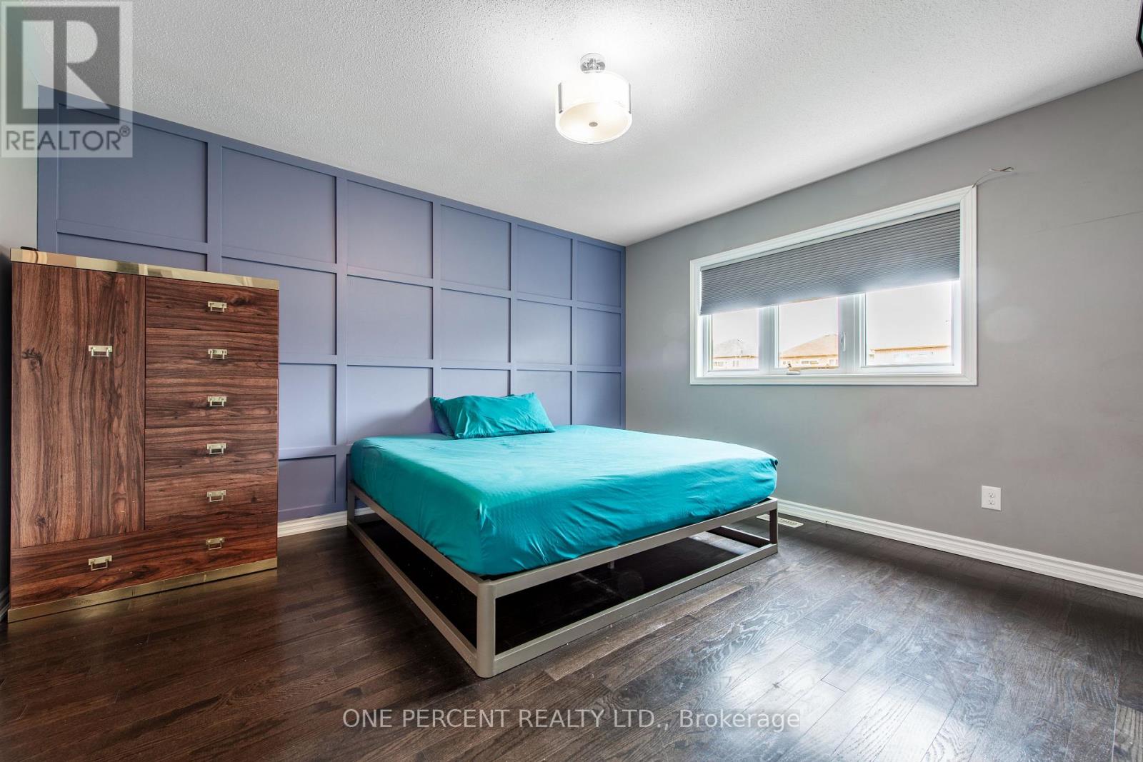 360 ARMSTRONG STREET W - 18