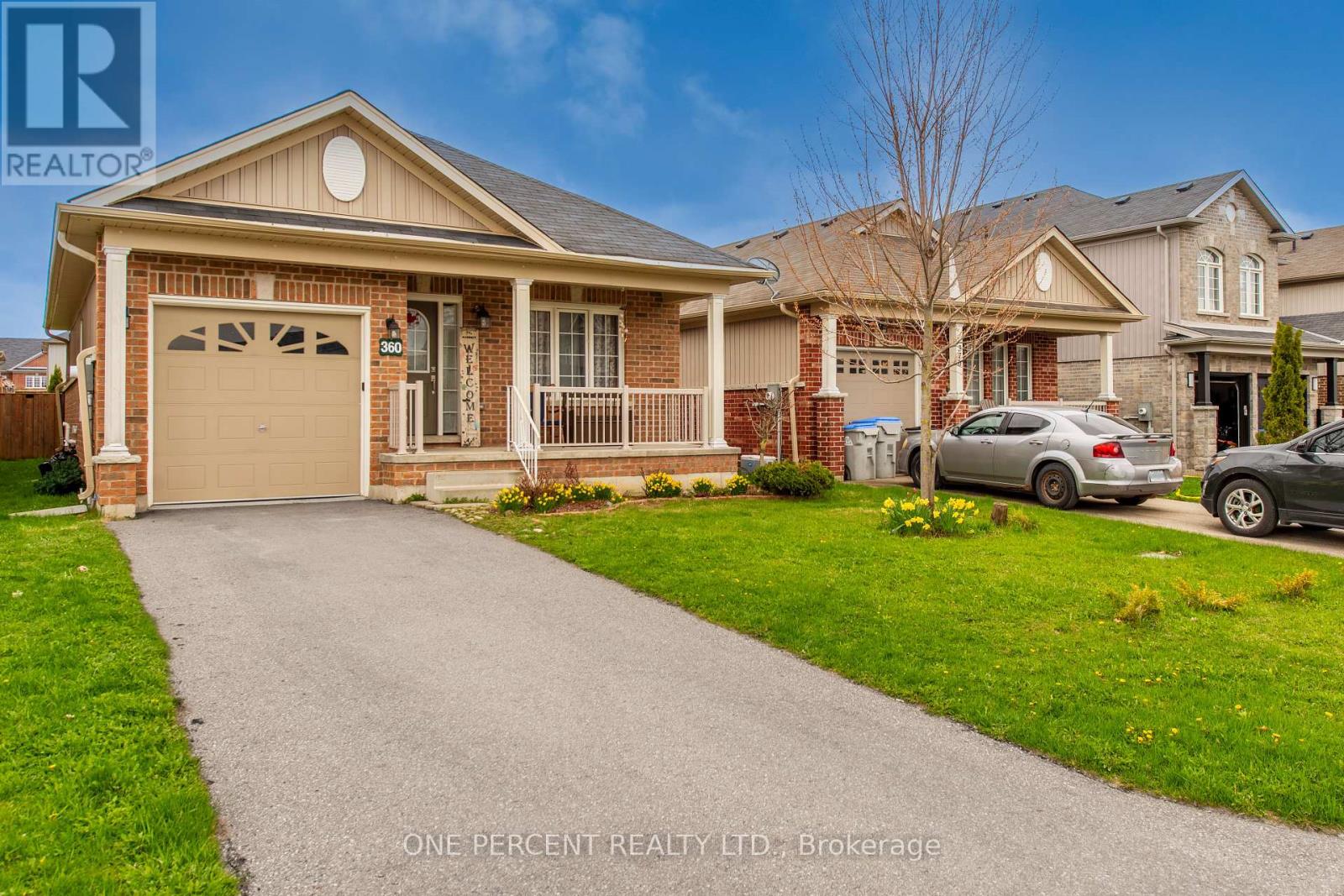 360 ARMSTRONG STREET W - 2