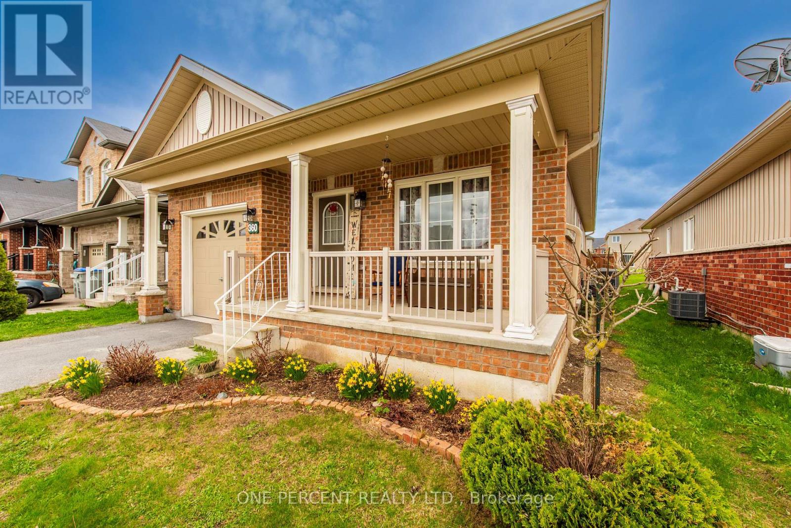 360 ARMSTRONG STREET W - 3