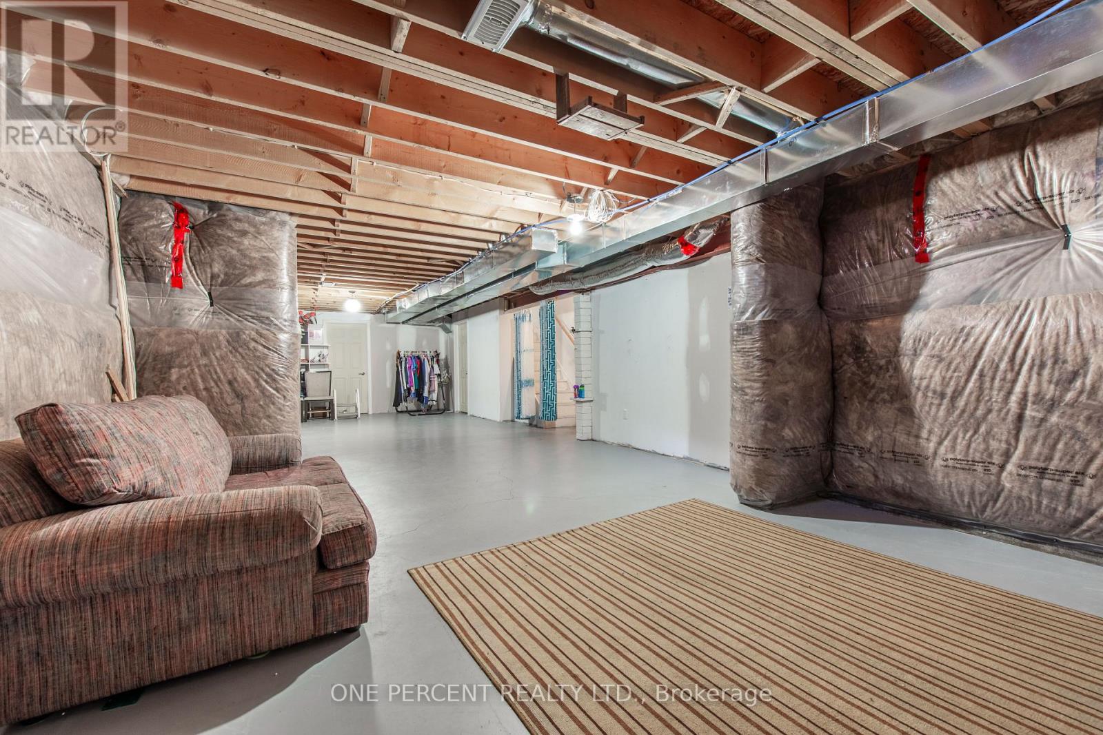 360 ARMSTRONG STREET W - 31
