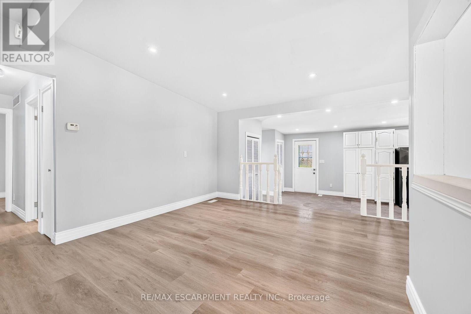 96 FIELDING CRESCENT - 18
