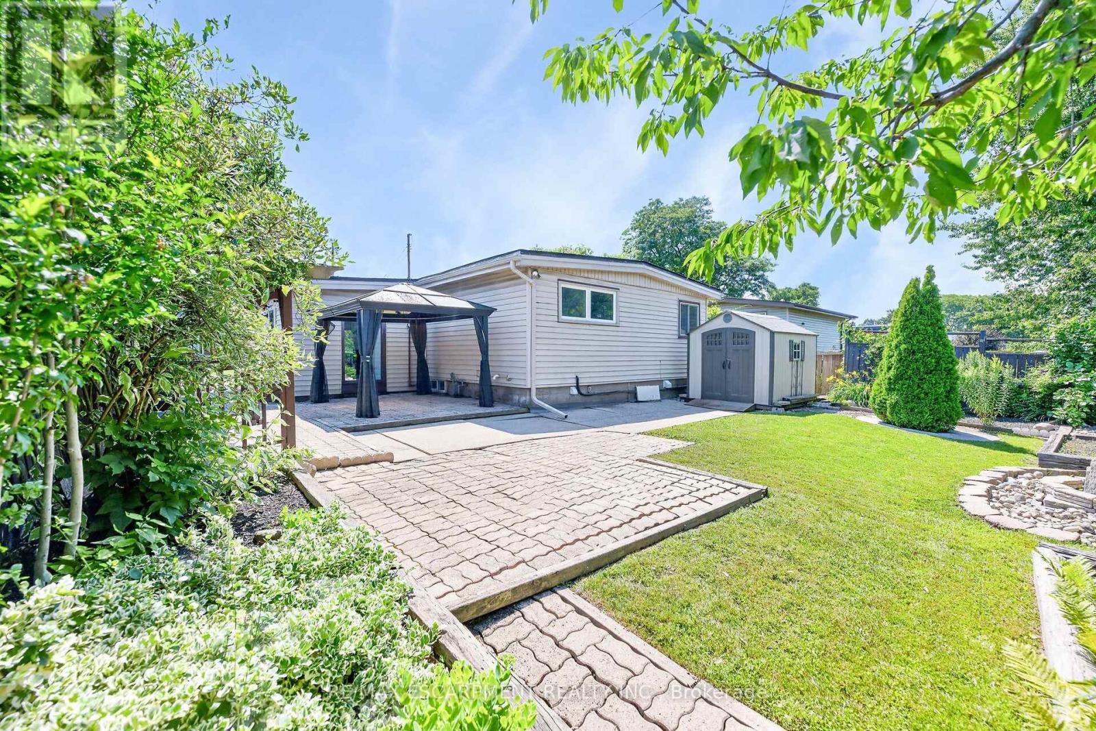 96 FIELDING CRESCENT - 35