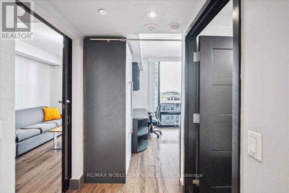 #S1007 330 PHILLIP STREET - 12