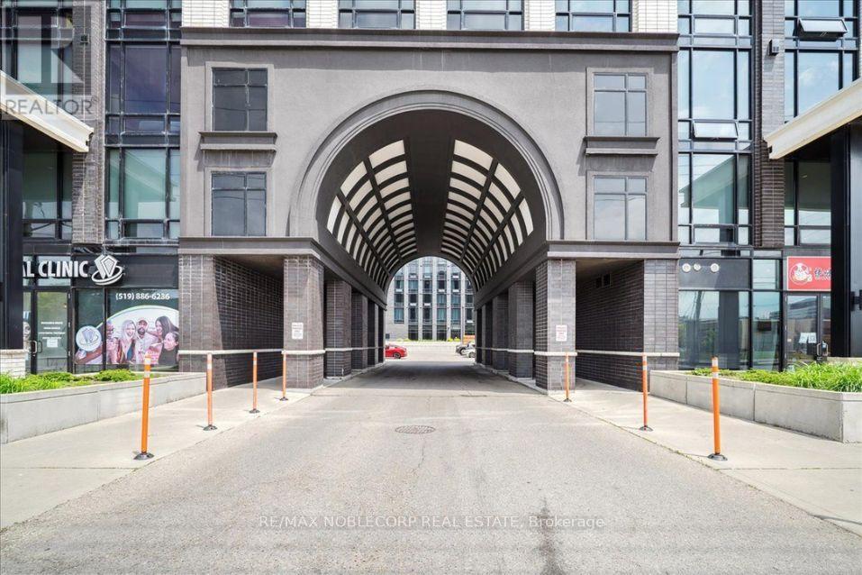 #S1007 330 PHILLIP STREET - 34