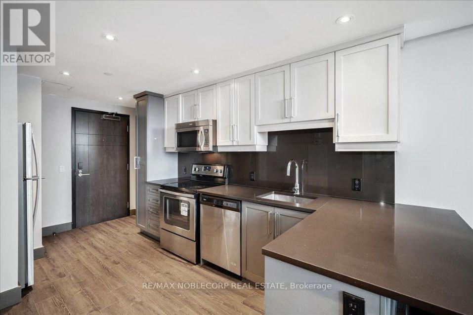 #S1007 330 PHILLIP STREET - 8