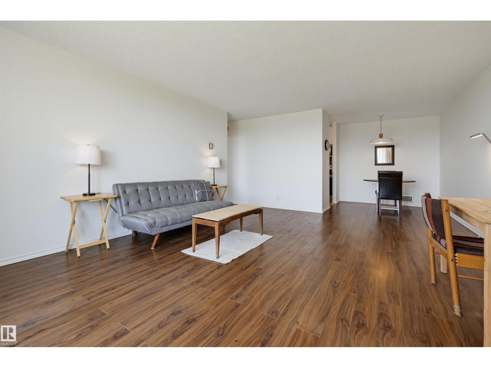 #709 11307 99 AV NW - 5