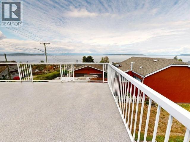 4439 OMINECA AVE - 10