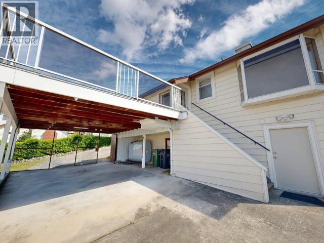 4439 OMINECA AVE - 7
