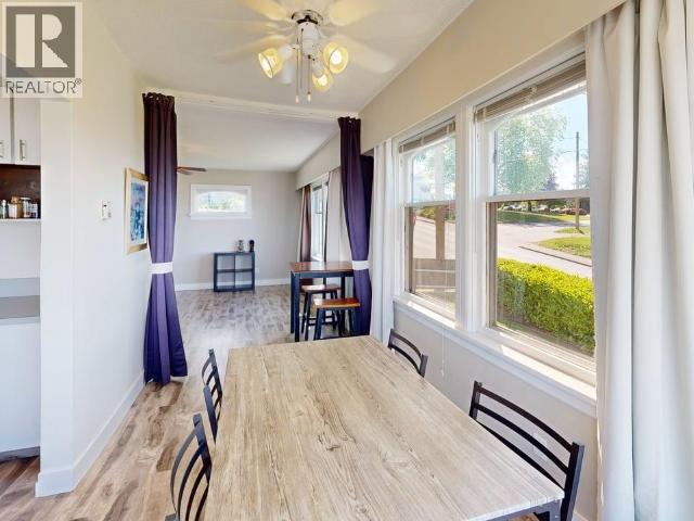4439 OMINECA AVE - 23