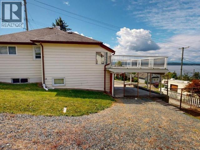 4439 OMINECA AVE - 46