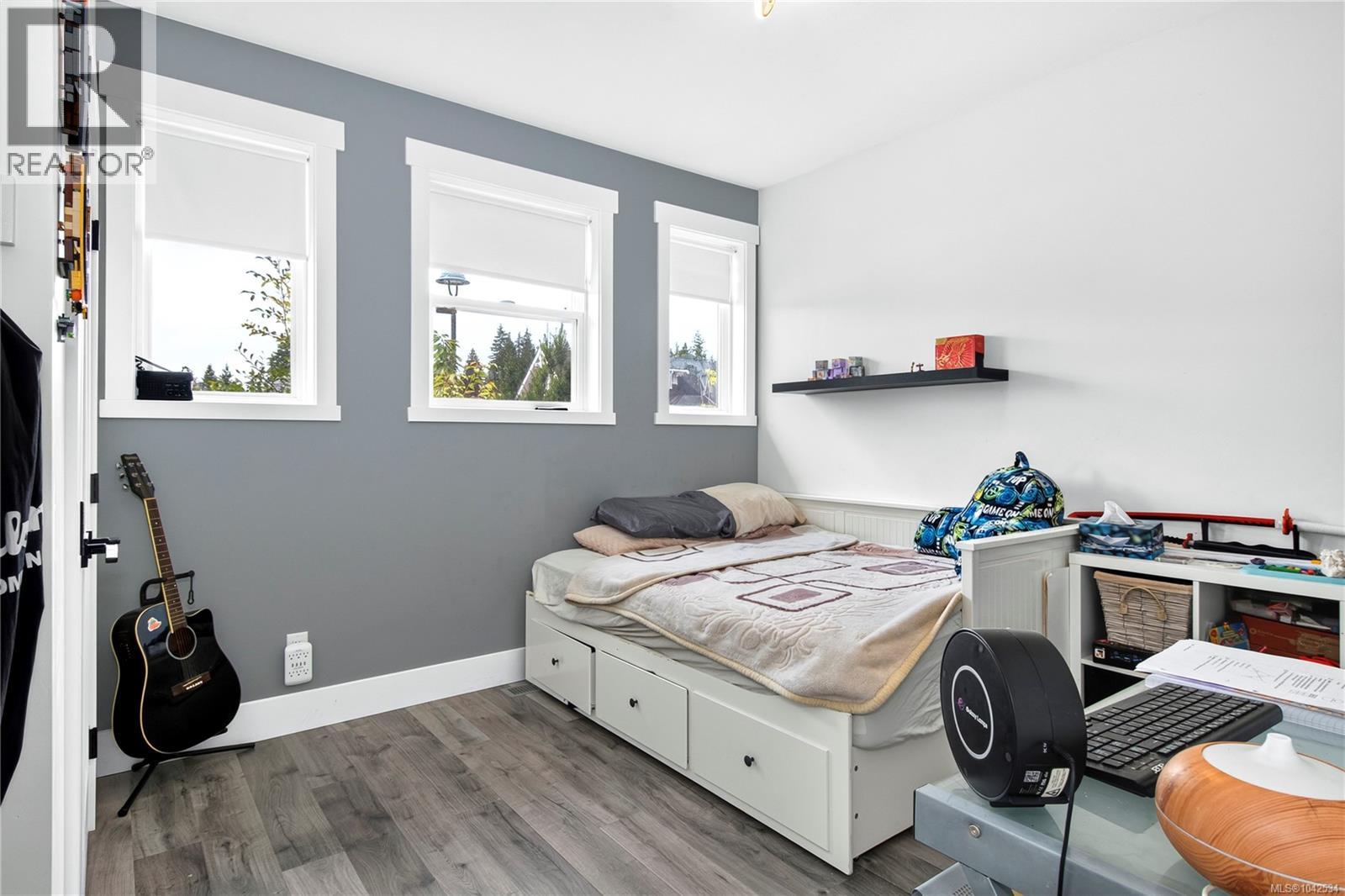 720 Sitka St - 20