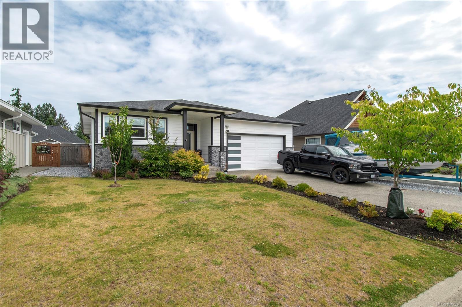 720 Sitka St - 1