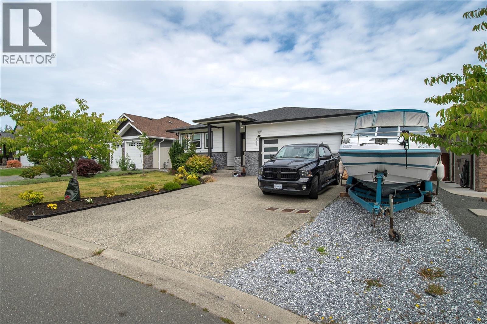 720 Sitka St - 3