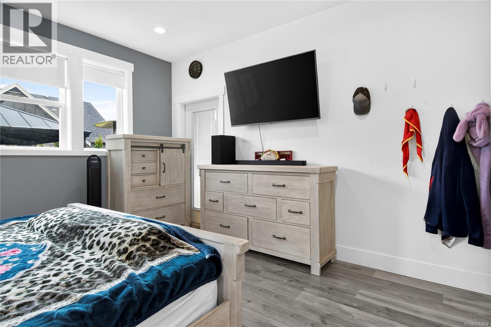 720 Sitka St - 17