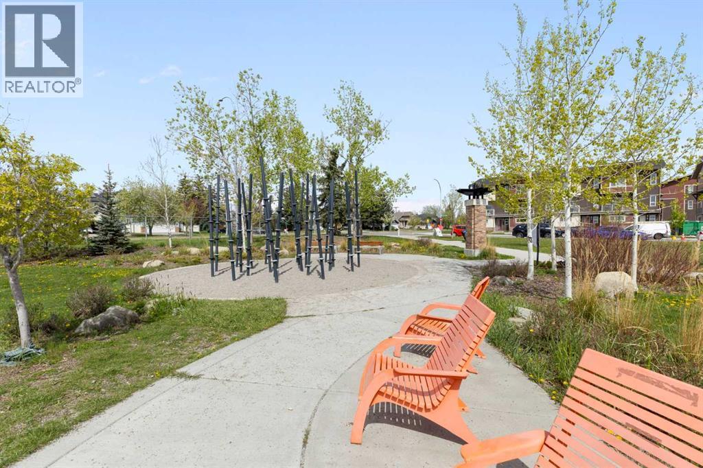 #201 300 Harvest Hills Place NE - 27