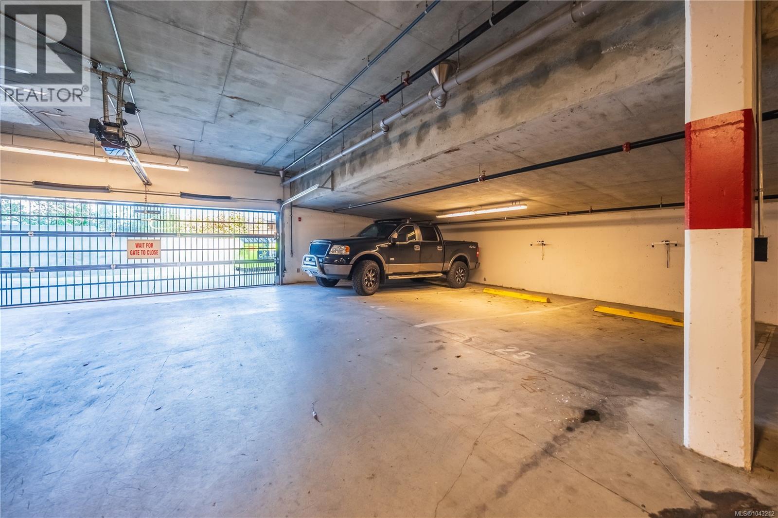 #407 119 Haliburton St - 29