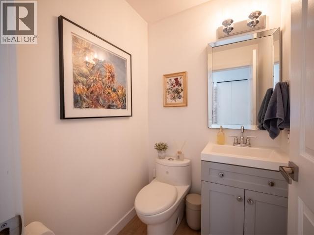 6385 SUTHERLAND AVE - 36