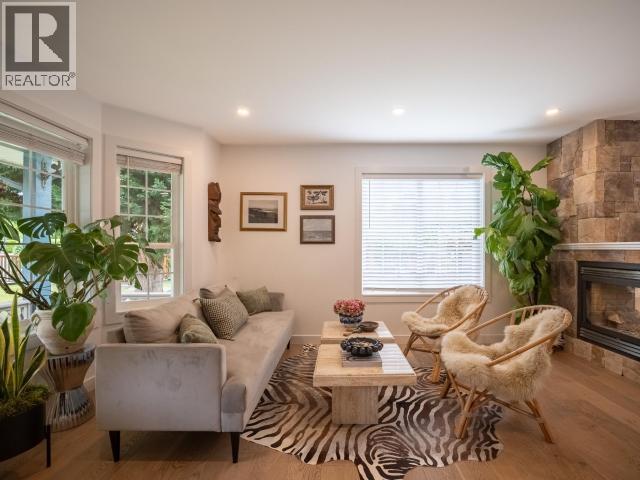 6385 SUTHERLAND AVE - 15