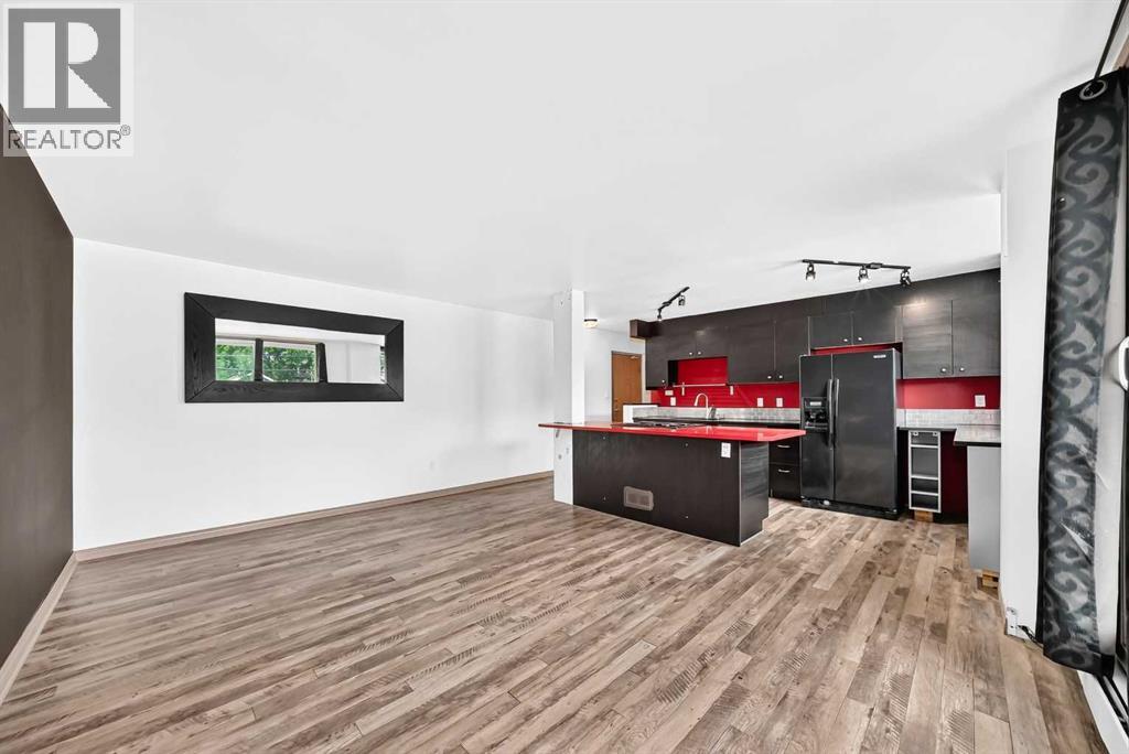 #203 310 4 Avenue NE - 7