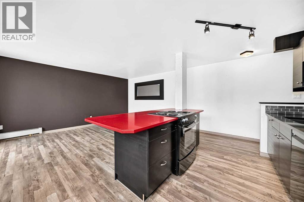 #203 310 4 Avenue NE - 6