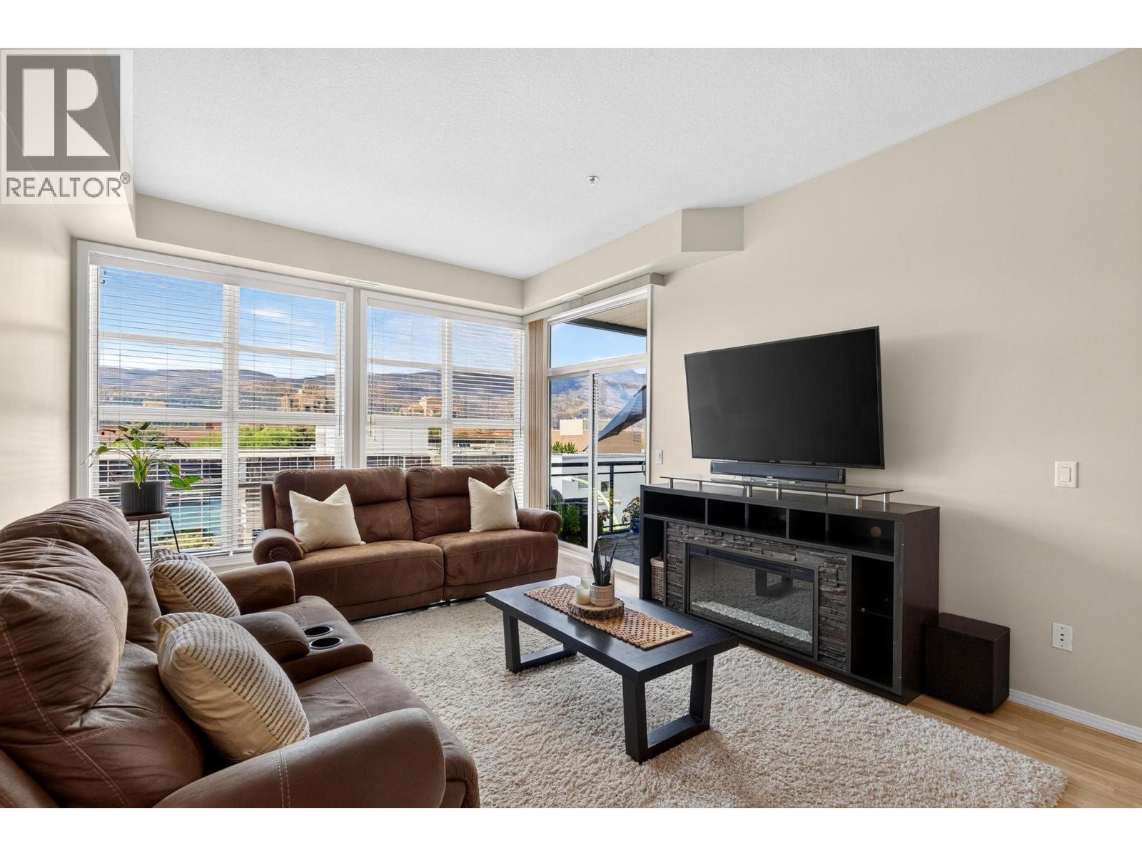 #320 1331 Ellis Street - 1