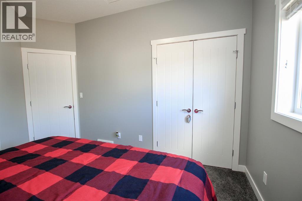 30 Henderson Crescent - 21