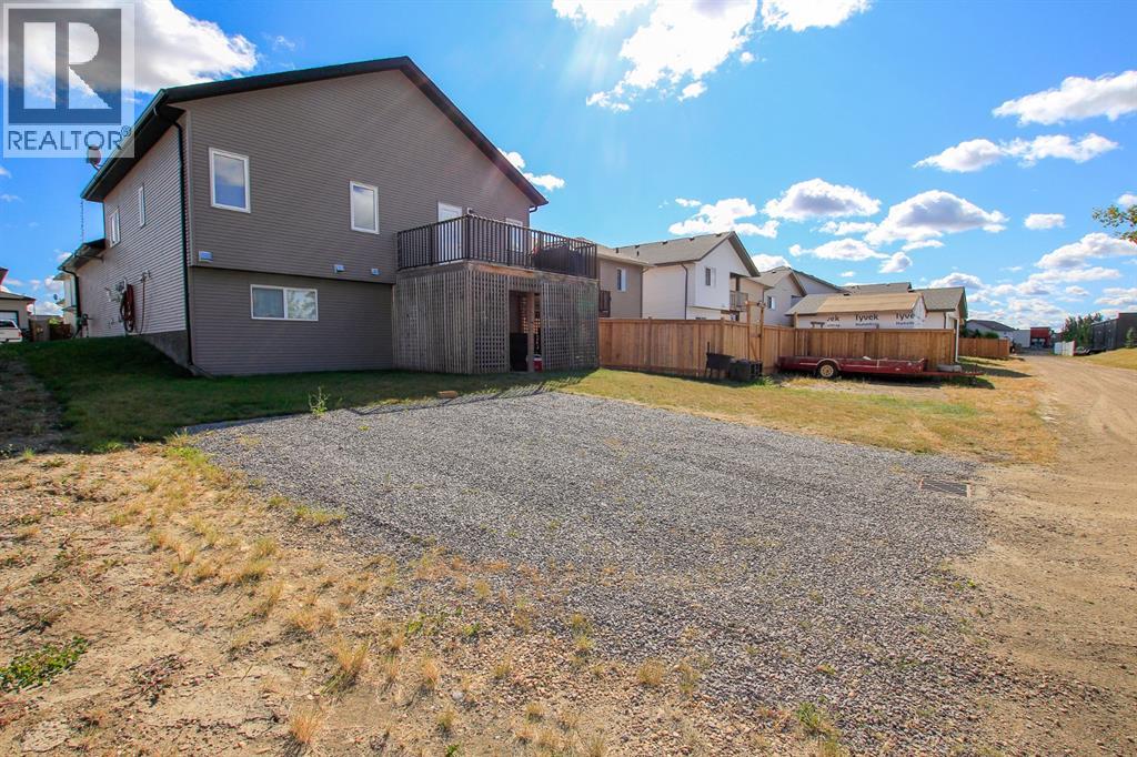 30 Henderson Crescent - 42