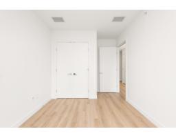 301 9675 King George Boulevard, Surrey, BC V3T0T7 Photo 6