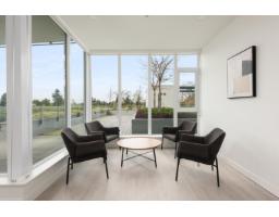 301 9675 King George Boulevard, Surrey, BC V3T0T7 Photo 32