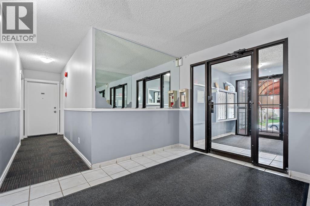 201, 732 57 Avenue SW, Windsor Park, Calgary photo 5