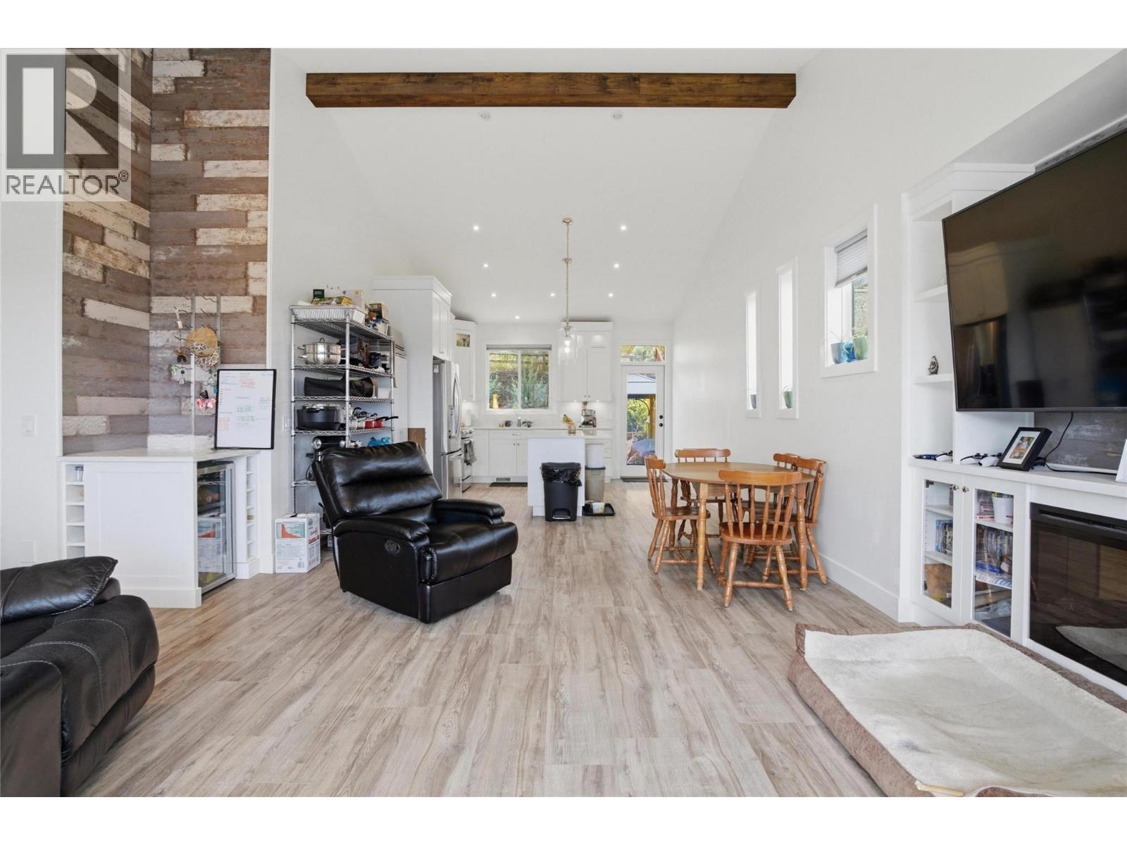 1568 Emerald Drive - 20
