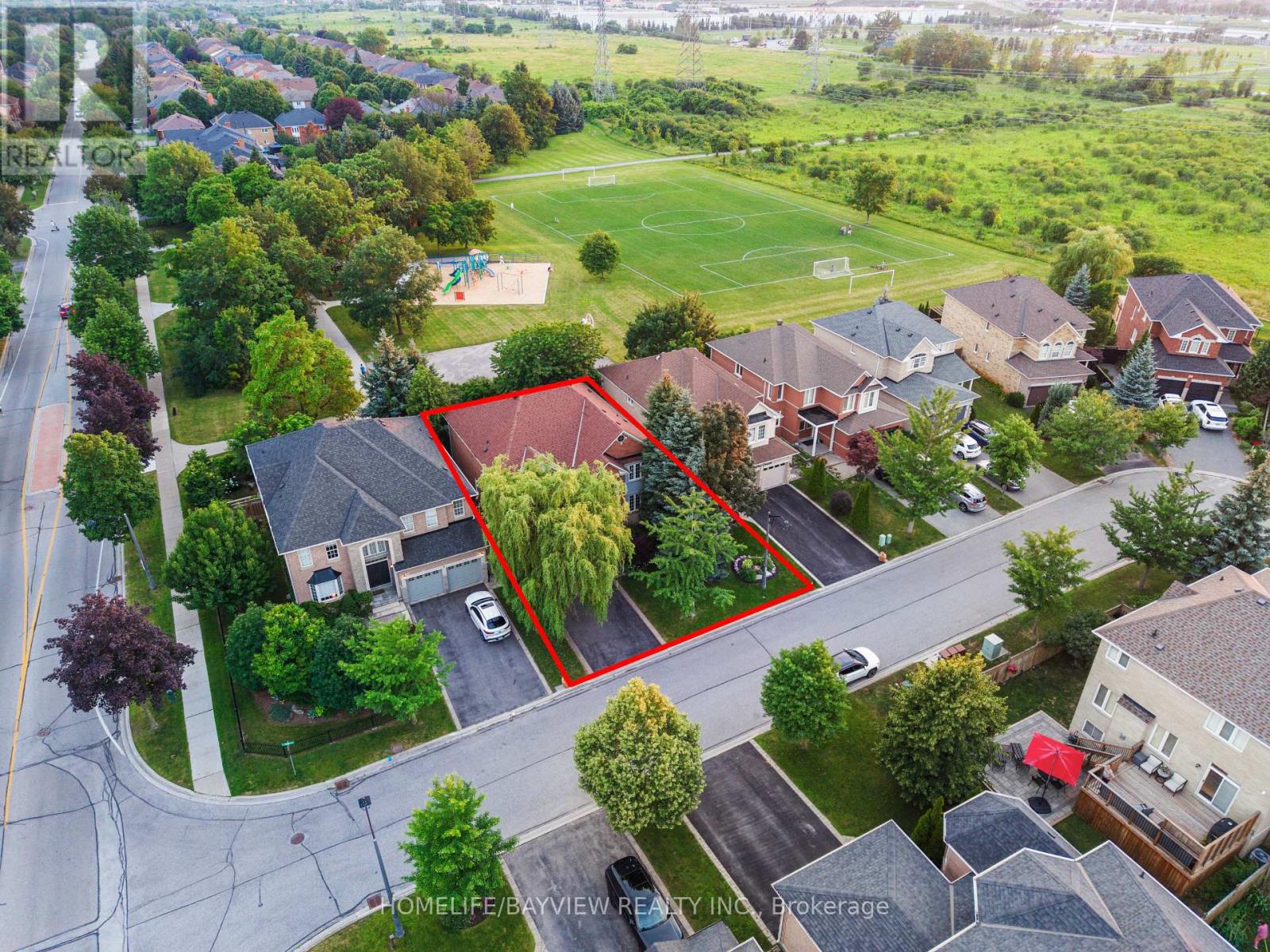 8 PICO CRESCENT - 45