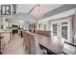 3870 Emerald Drive, North Vancouver, BC V7R3B8 Photo 10