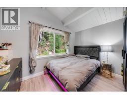 3870 Emerald Drive, North Vancouver, BC V7R3B8 Photo 14