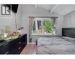 3870 Emerald Drive, North Vancouver, BC V7R3B8 Photo 15