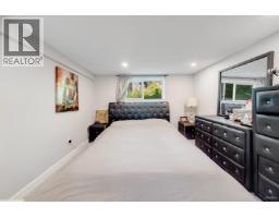 3870 Emerald Drive, North Vancouver, BC V7R3B8 Photo 26