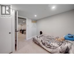 3870 Emerald Drive, North Vancouver, BC V7R3B8 Photo 30