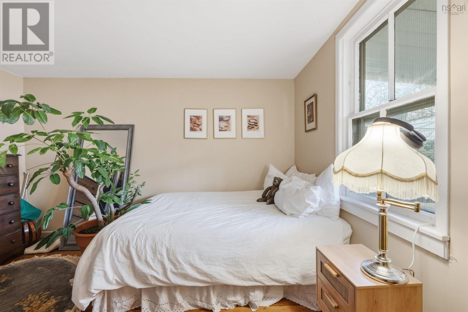 2126 Creighton Street - 39