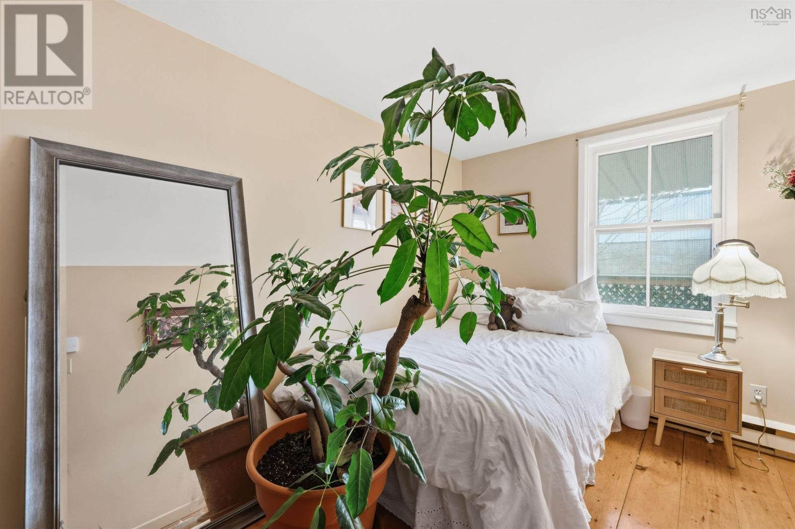 2126 Creighton Street - 41