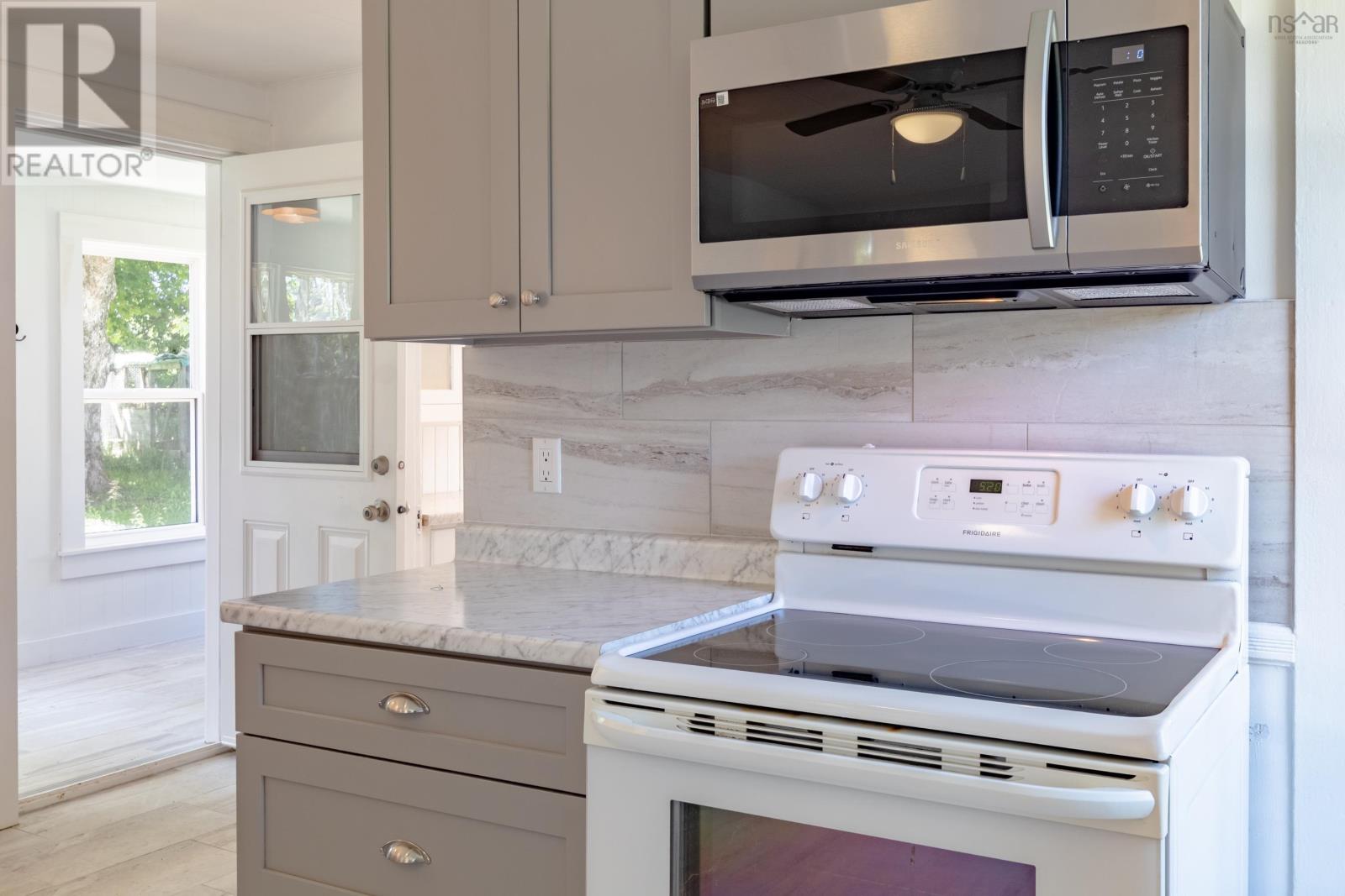 691 Bear Cove Road - 18
