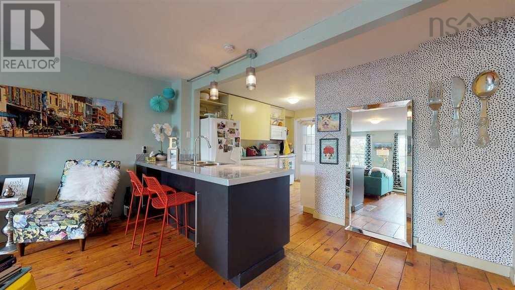 2126 Creighton Street - 5