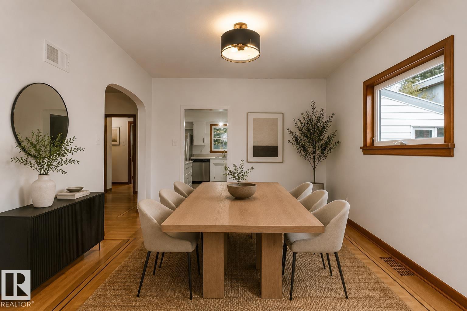 8935 120 ST NW - 11